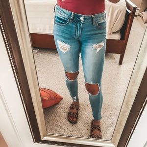 DONATING SOON ❊ American Eagle Skinny Jeans ❊